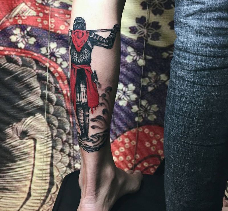 至尊宝纹身图片_腿部成品传统人物纹身图案