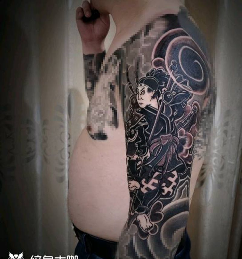 青岛日记2：接盘之大臂。纹身图片_手臂老传统纹身图案