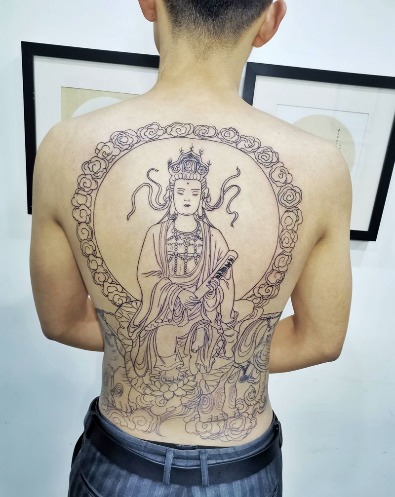 普贤菩萨纹身图片_背部新传统纹身图案