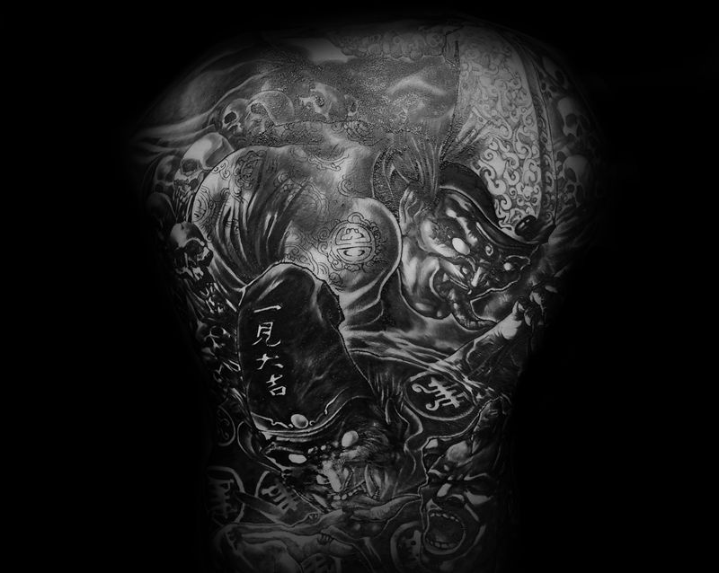 用无常遮盖死神，连续三次纹身图片_背部新传统纹身图案