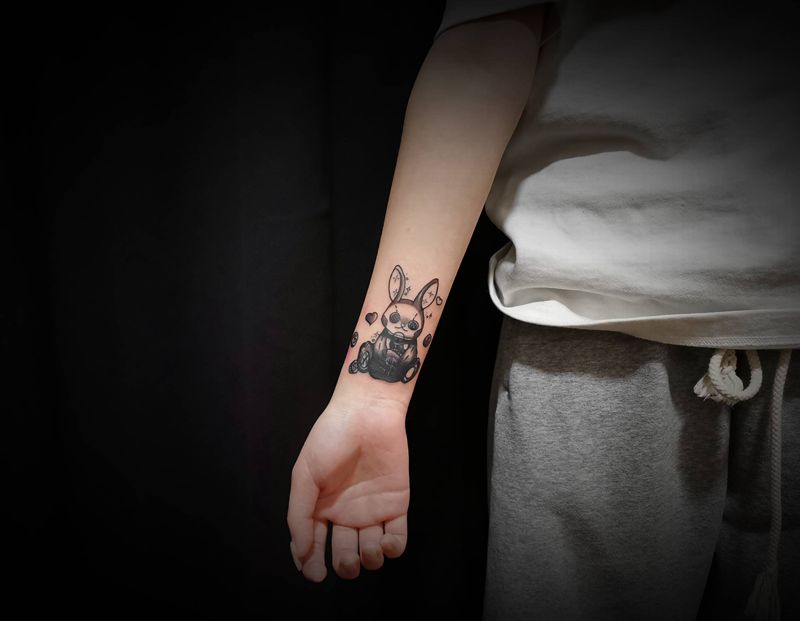 兔子布偶。纹身图片_手臂纹身图案