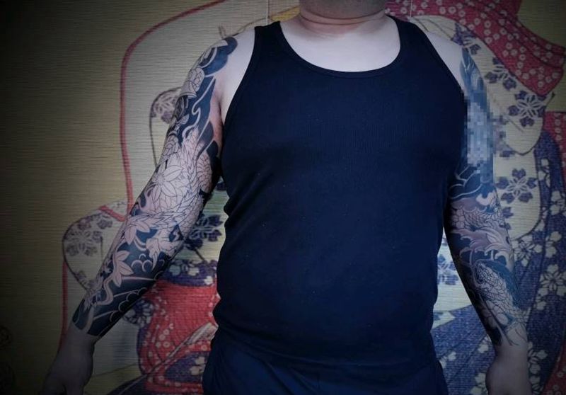 鬼武士花臂板雾部分纹身图片_手臂新传统纹身图案