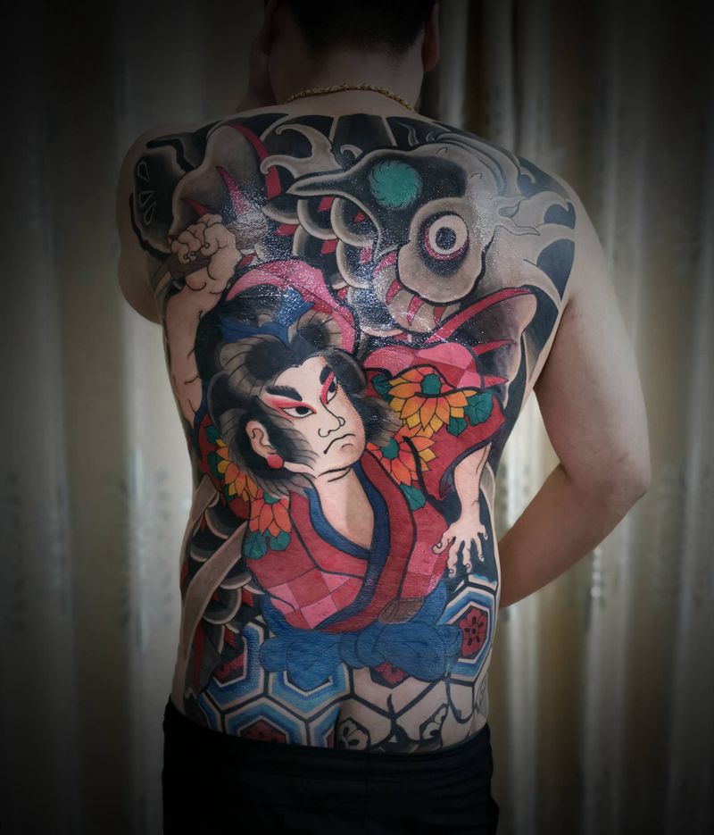 打野日记：鬼若丸治鲤，4/5纹身图片_背部臀部老传统纹身图案