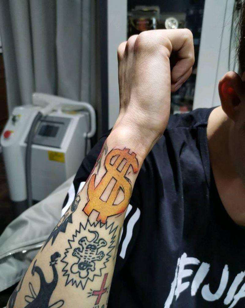 彩色小图纹身图片_手臂水彩纹身图案