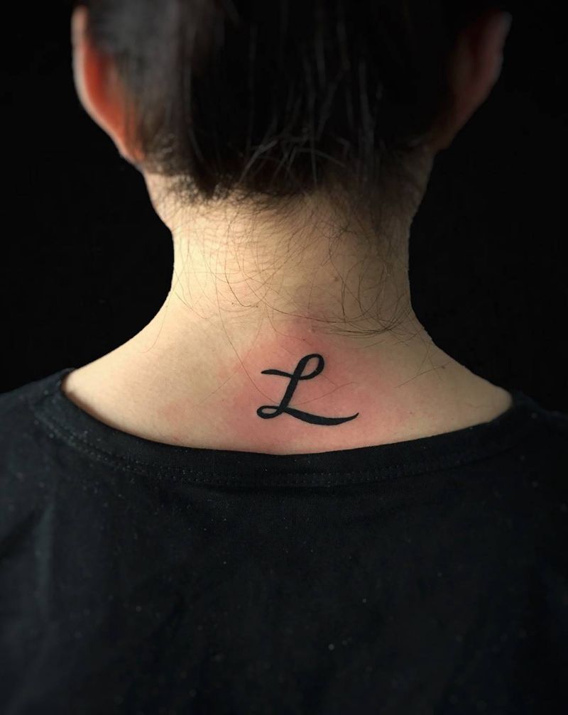 小清新纹身图片_成品颈部清新字符纹身图案