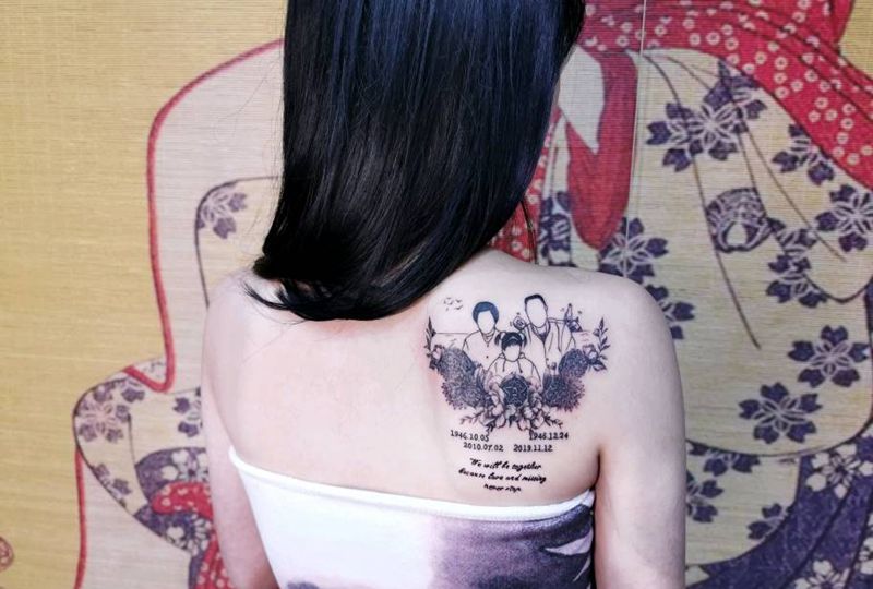 私人订制纹身图片_肩部点刺花人字纹身图案