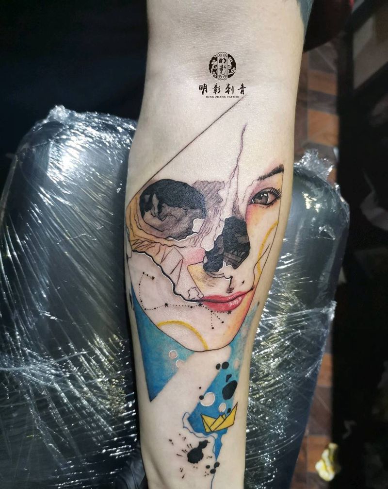 人物纹身图片_手臂欧美写实水墨纹身图案
