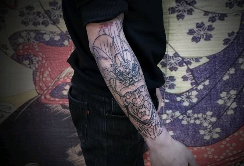 鬼武士小臂，走线阶段。纹身图片_手臂新传统鬼武士纹身图案