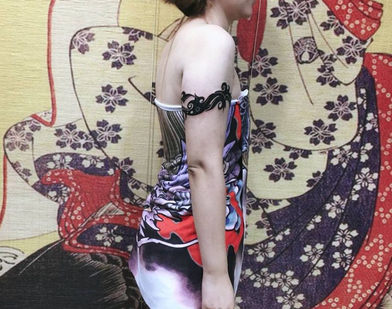 海马图腾臂环纹身图片_成品手臂习俗图腾欧美纹身图案