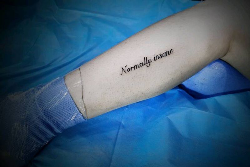 normally insane纹身图片_腿部纹身图案