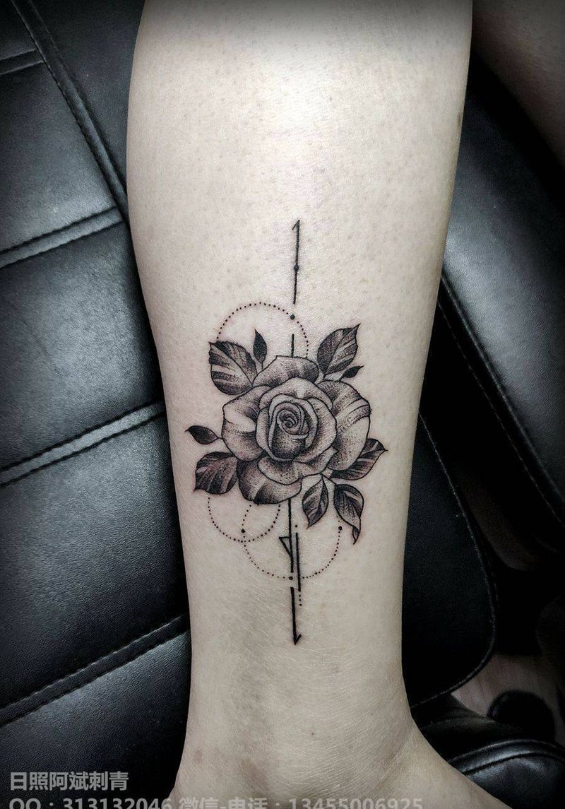 素花纹身图片_腿部点刺纹身图案