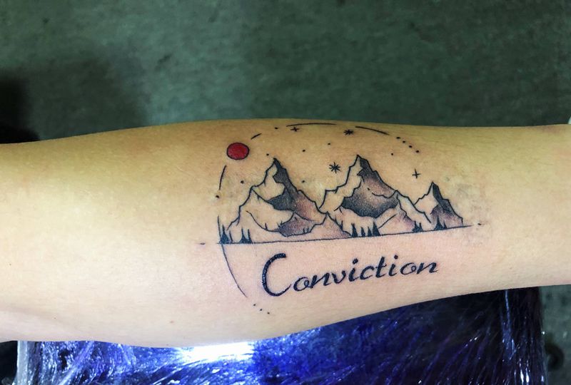 小图纹身图片_手臂几何纹身图案