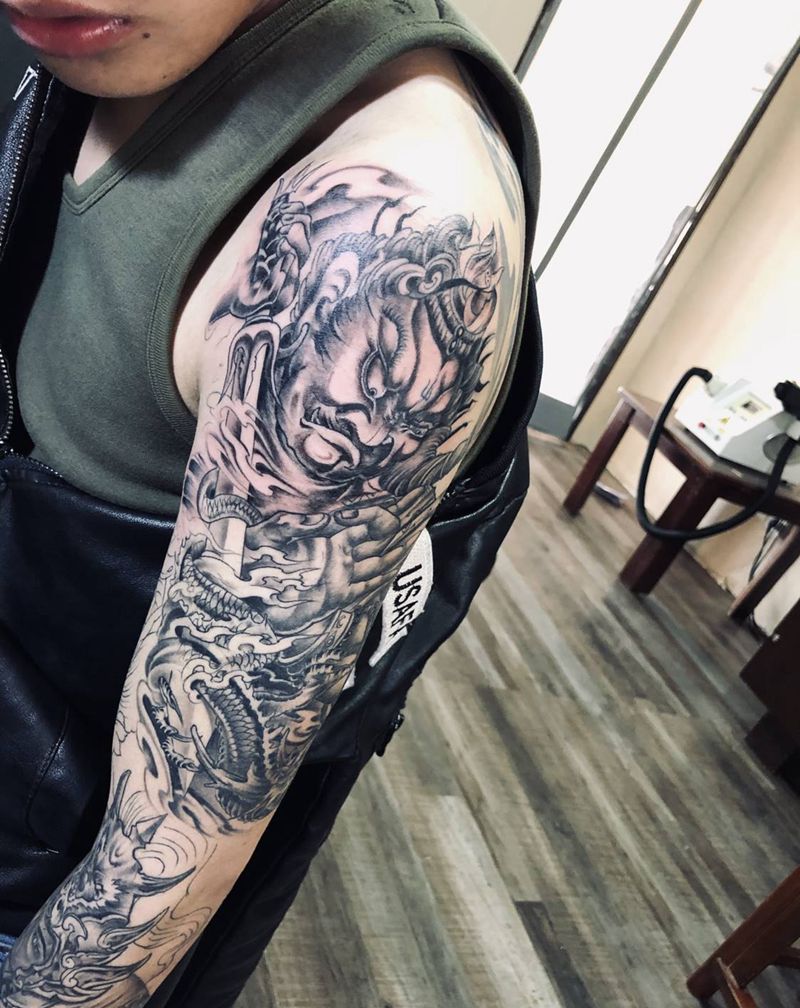 不动明王纹身图片_手臂新传统纹身图案