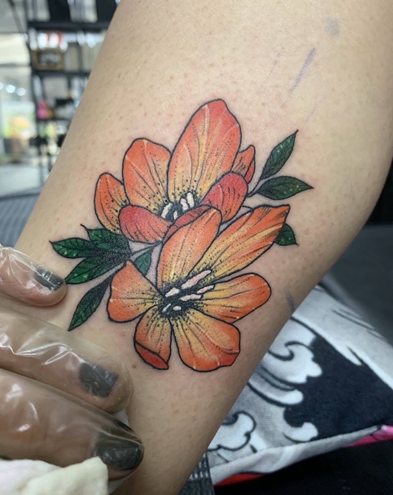 花花纹身图片_腿部纹身图案