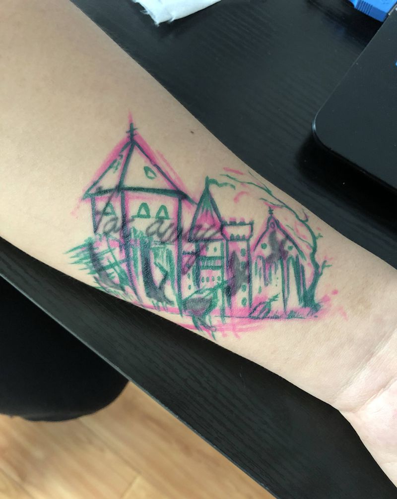 遮盖纹身图片_手臂Old School城堡纹身图案
