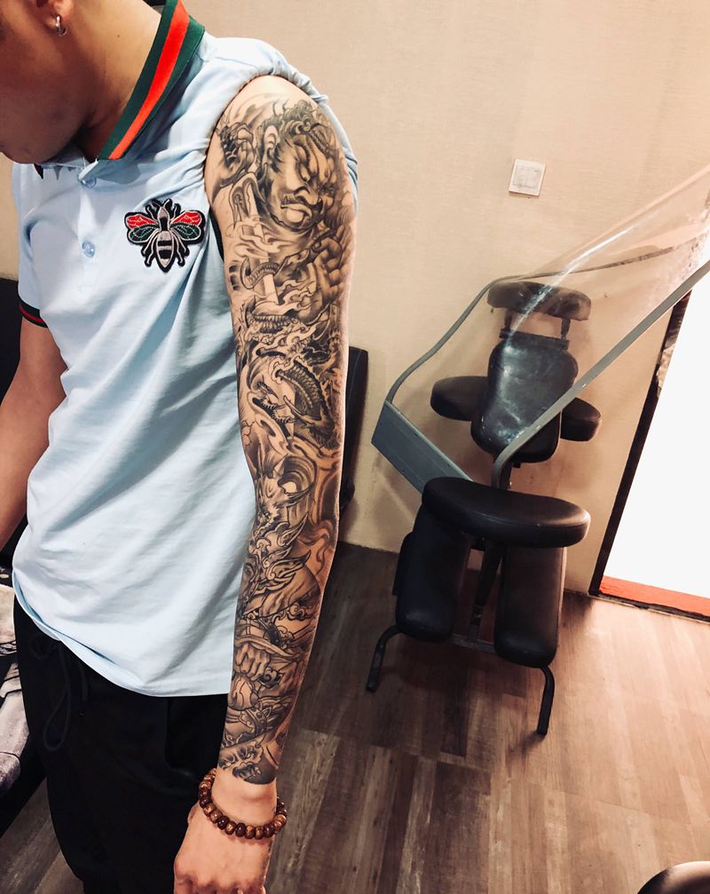 花臂恢复后纹身图片_手臂新传统纹身图案