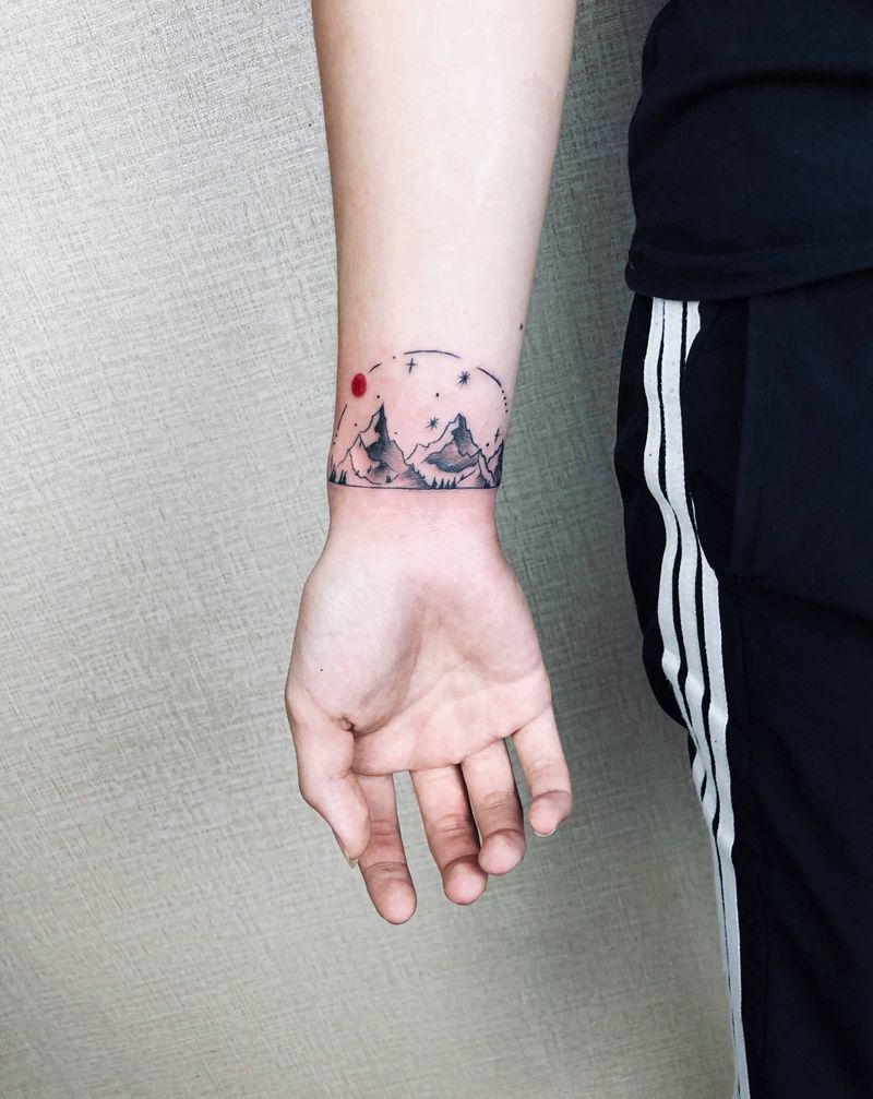 山纹身图片_手臂几何纹身图案