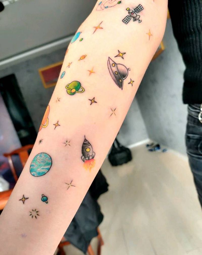 星空纹身图片_手臂水彩纹身图案