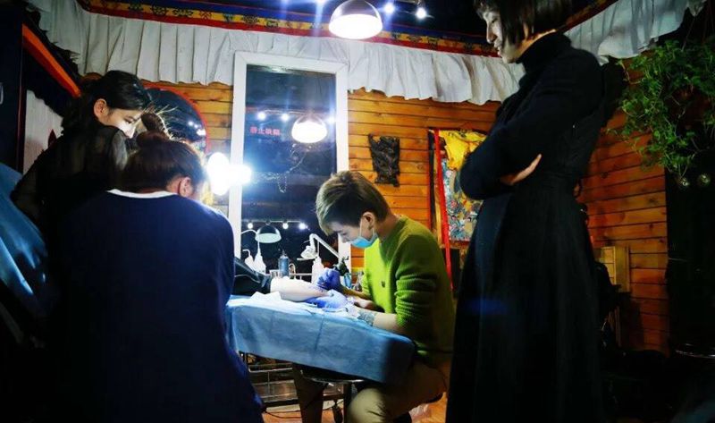 昨天和徒弟一起完成的覆盖作品，纹身图片