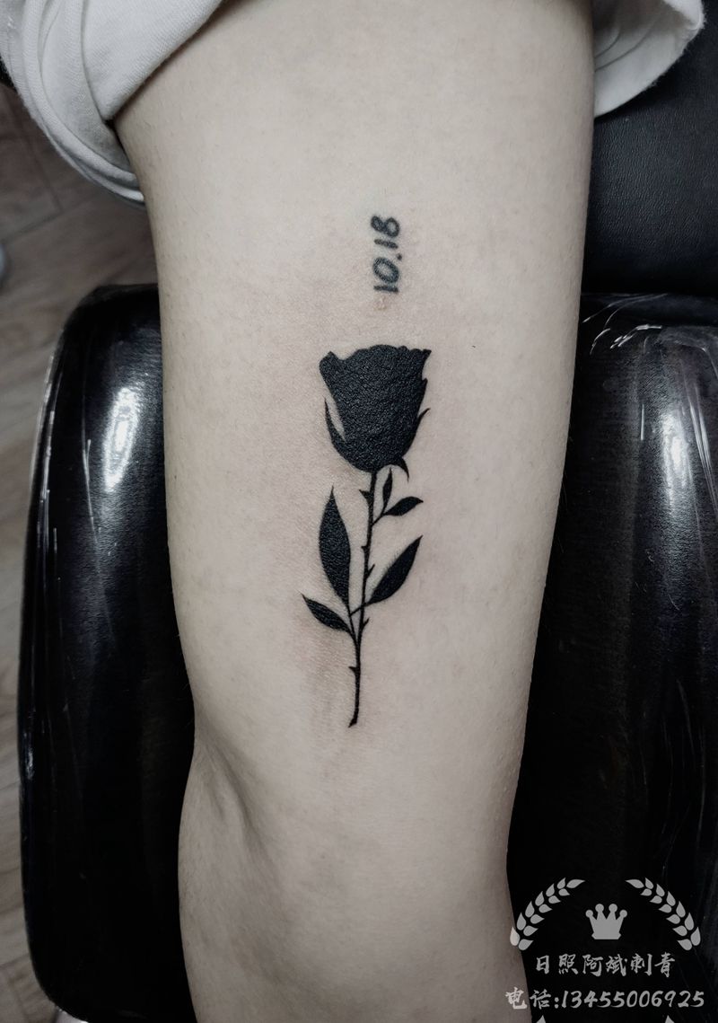黑玫瑰纹身图片_手臂图腾纹身图案