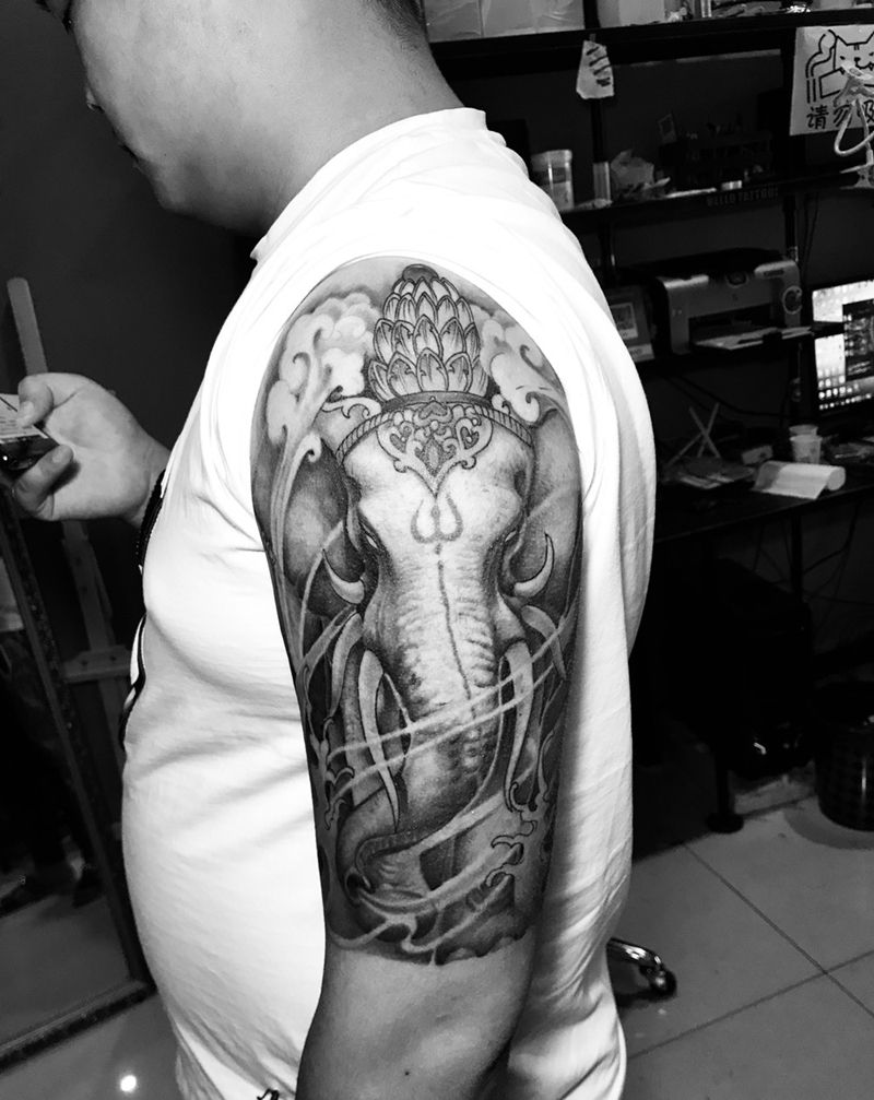 大象恢复后纹身图片