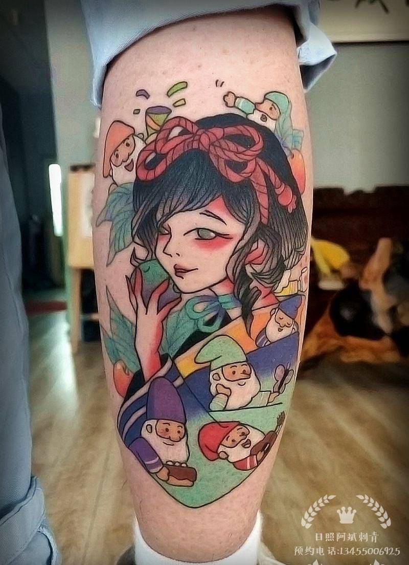 白雪公主纹身图片_腿部Old SchoolNew School纹身图案