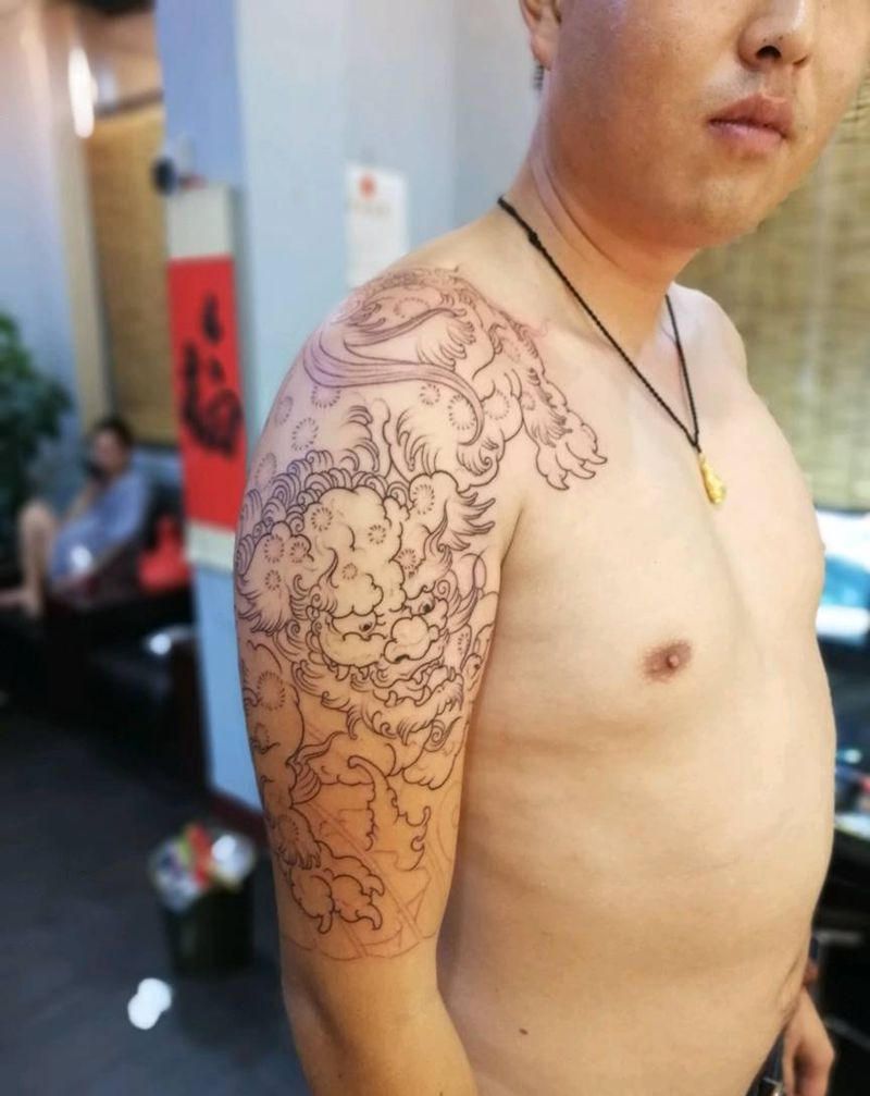 唐狮牡丹纹身图片