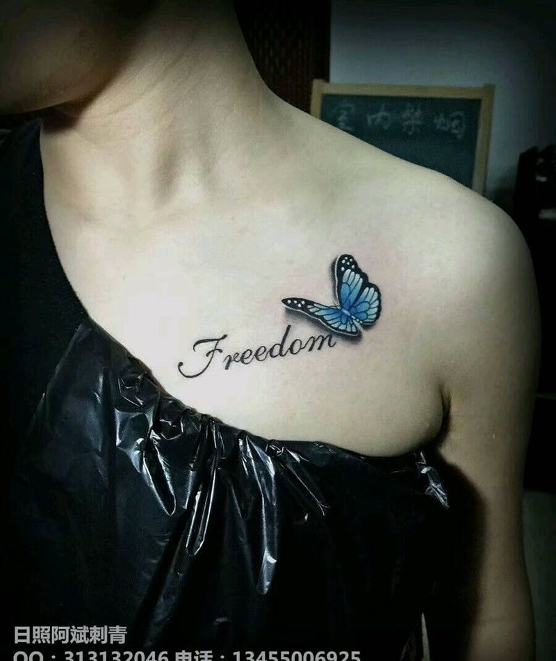 蝴蝶纹身图片_胸部清新动物成品纹身图案