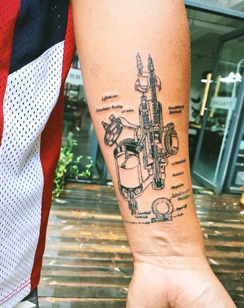 化油器纹身图片_手臂纹身图案