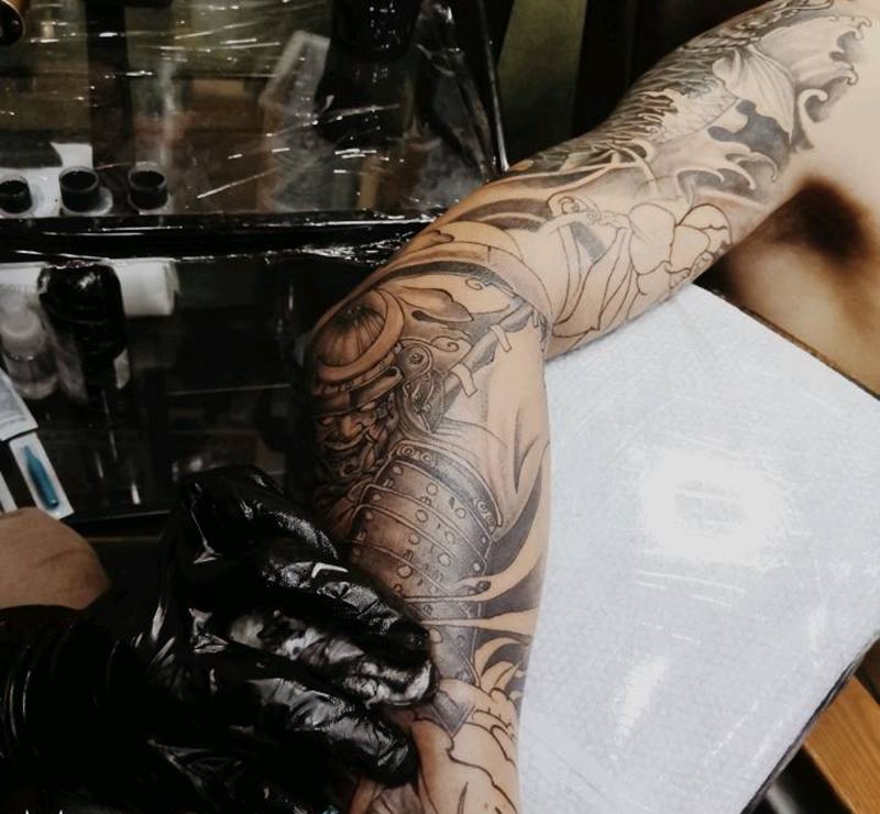 工作随拍纹身图片_手臂新传统纹身图案