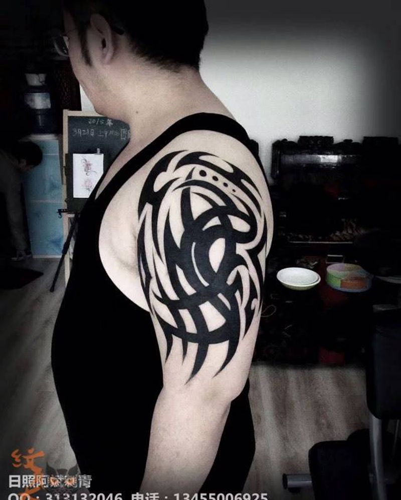 图腾纹身图片_成品肩部传统图腾原创纹身图案