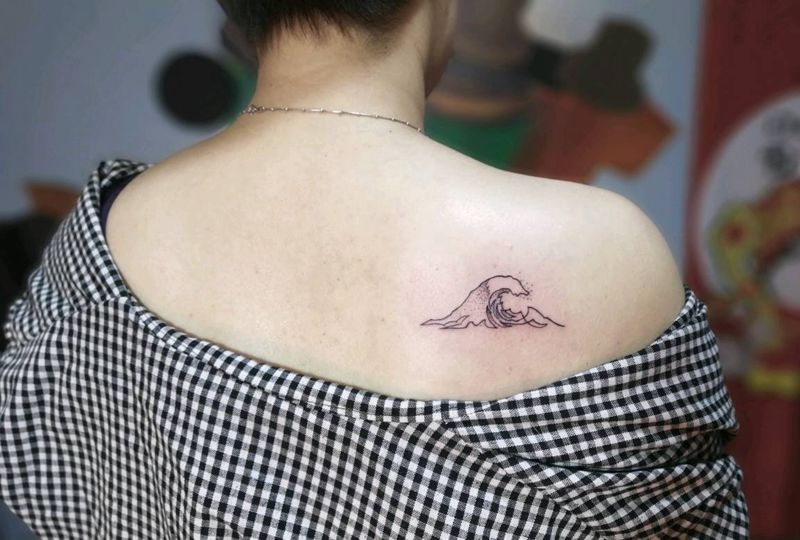 海浪纹身图片