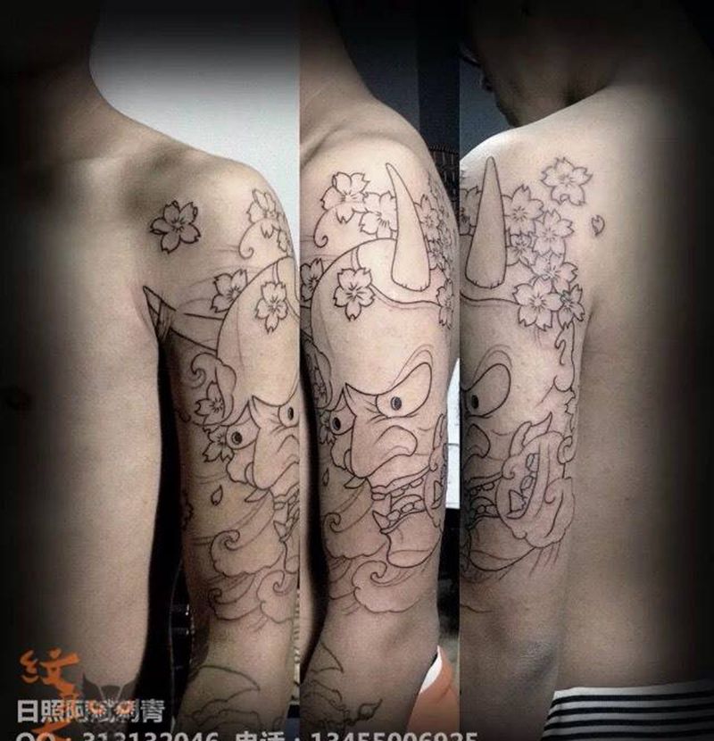 班诺 线条纹身图片_肩部传统鬼神纹身图案