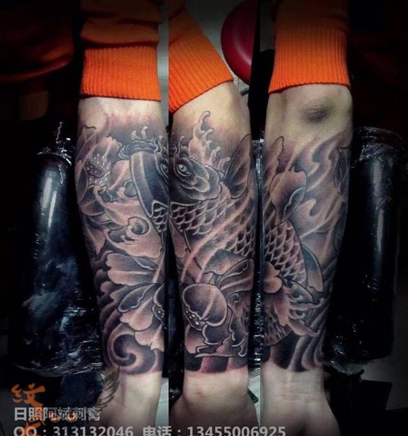 鲤鱼纹身图片_成品手臂传统动物纹身图案