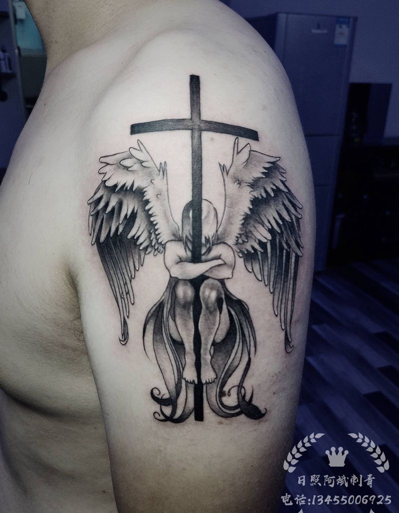 天使纹身图片_手臂新传统纹身图案