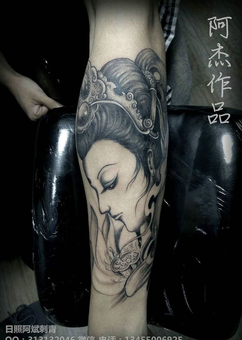 美女纹身图片_手臂传统人物成品纹身图案