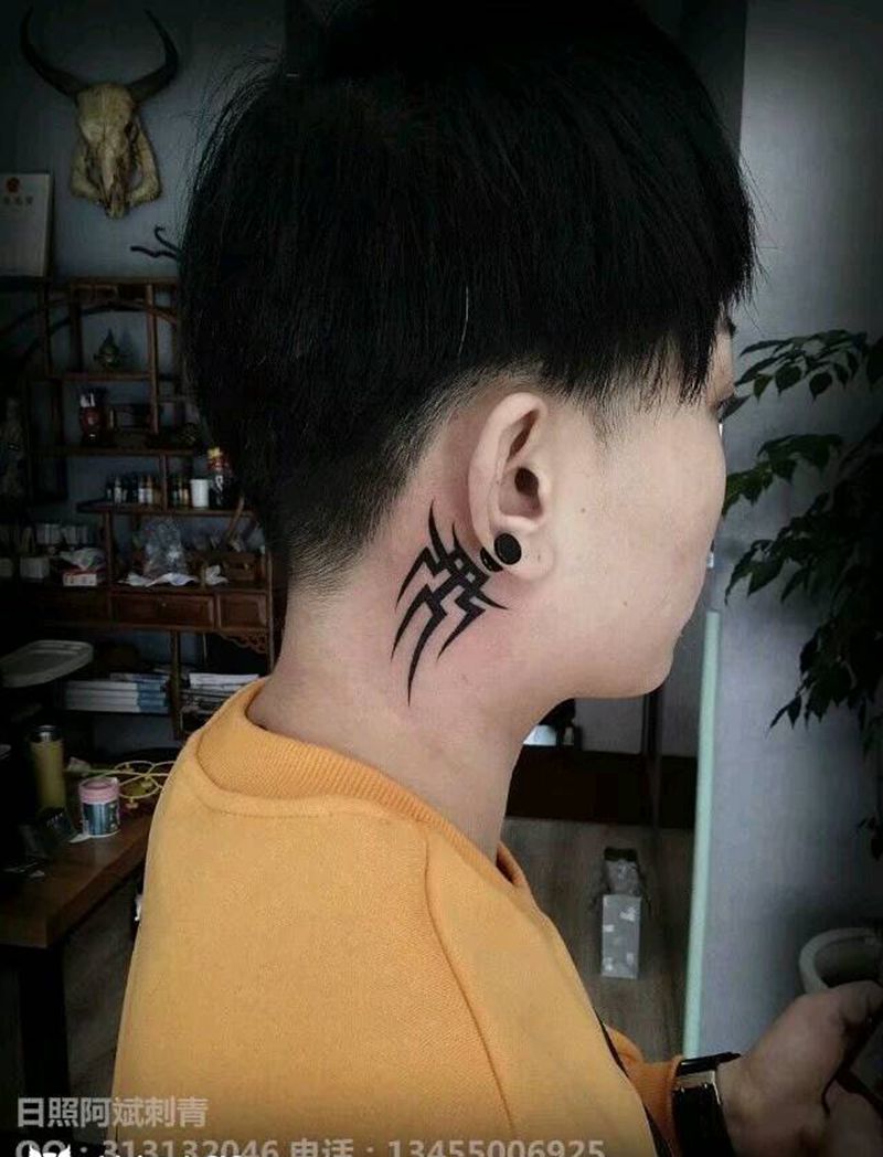 图腾纹身图片_颈部清新图腾成品纹身图案