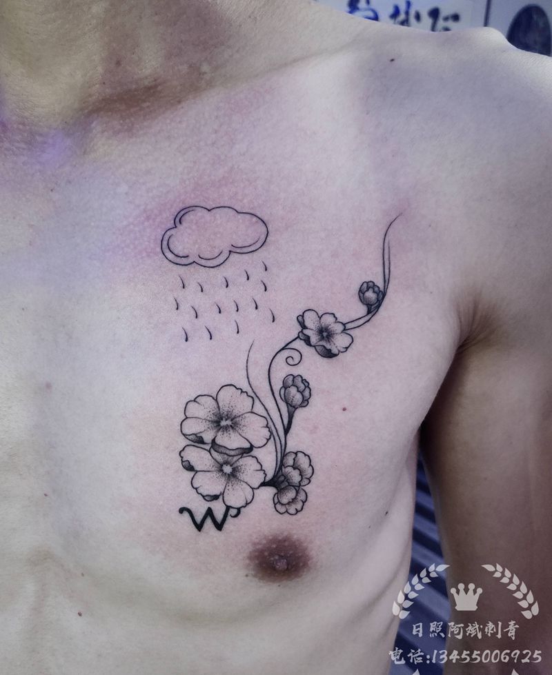 梅花纹身图片_胸部新传统纹身图案
