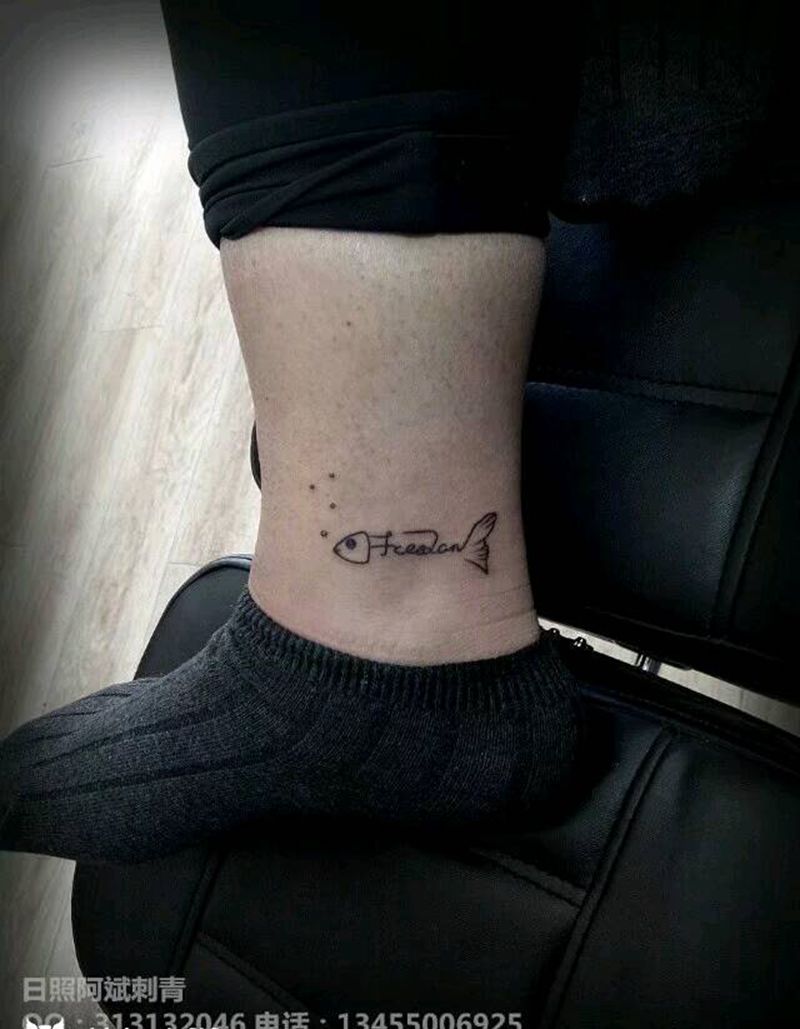 自由纹身图片_腿部清新字符动物成品纹身图案