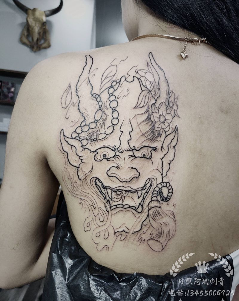 般若纹身图片_肩部新传统纹身图案