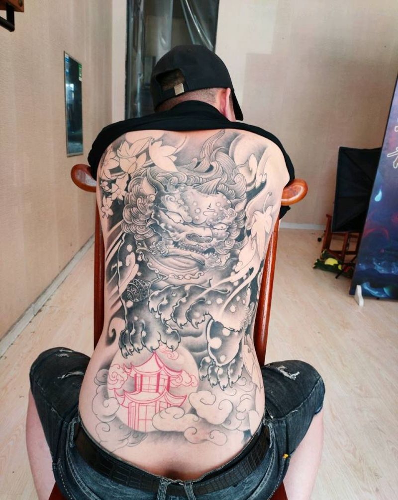 唐狮纹身图片_背部新传统纹身图案