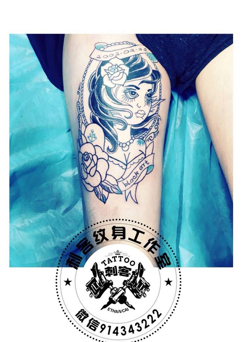 Old school美女纹身图片