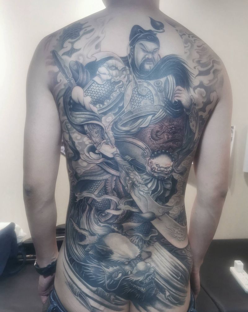 关公纹身图片_背部新传统纹身图案