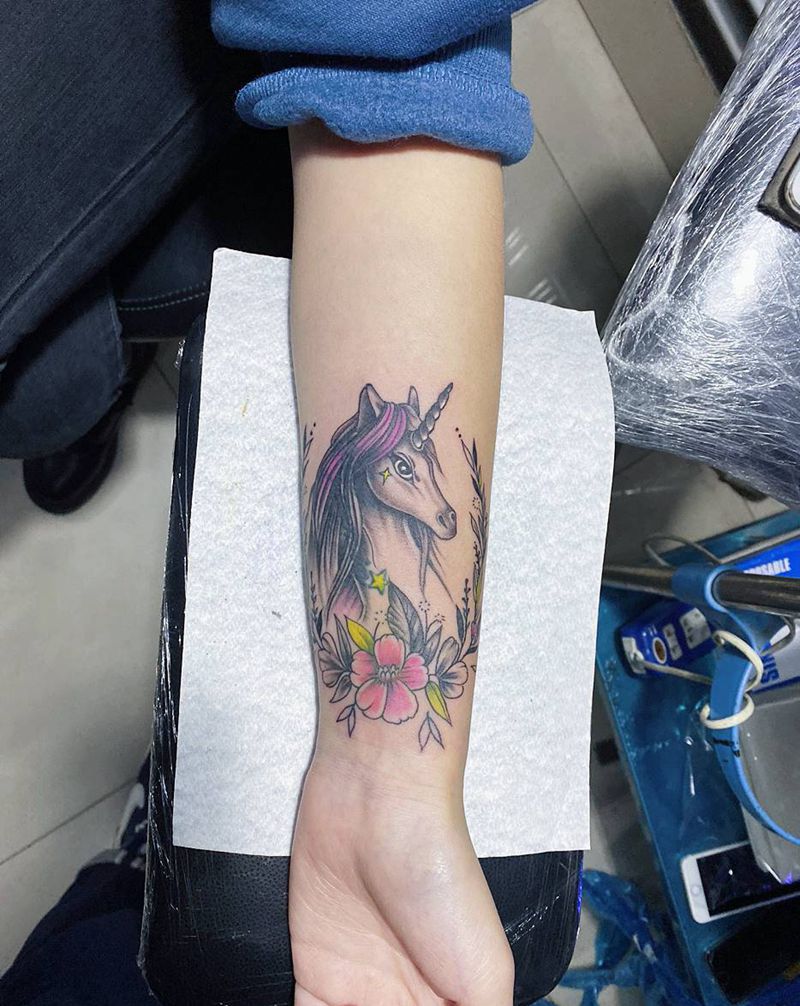 小遮盖一枚纹身图片_手臂纹身图案