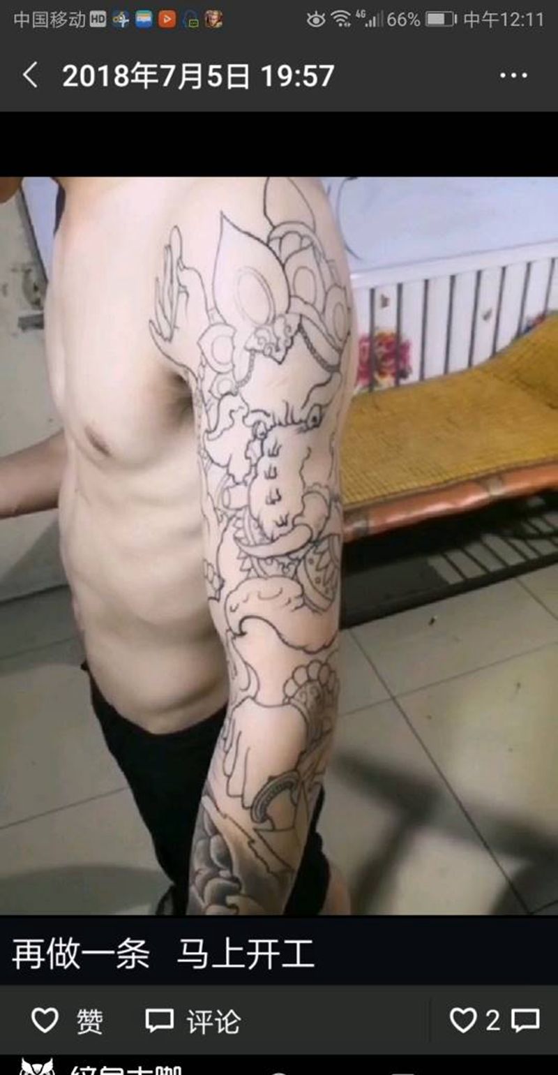 花臂线条纹身图片