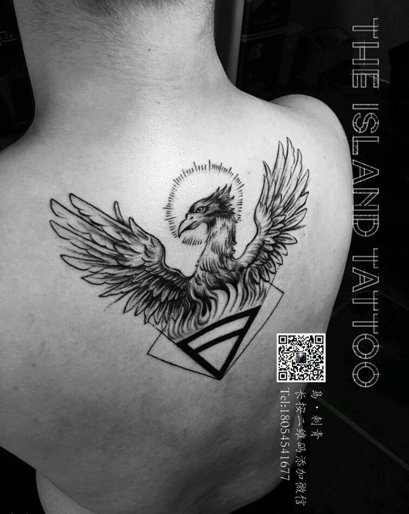 顾客自带图纹身图片_背部欧美写实动物宗教成品纹身图案