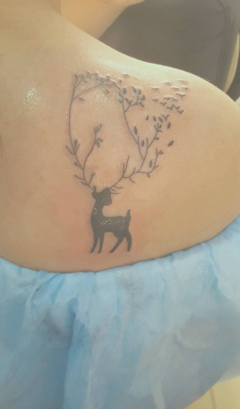 鹿纹身图片