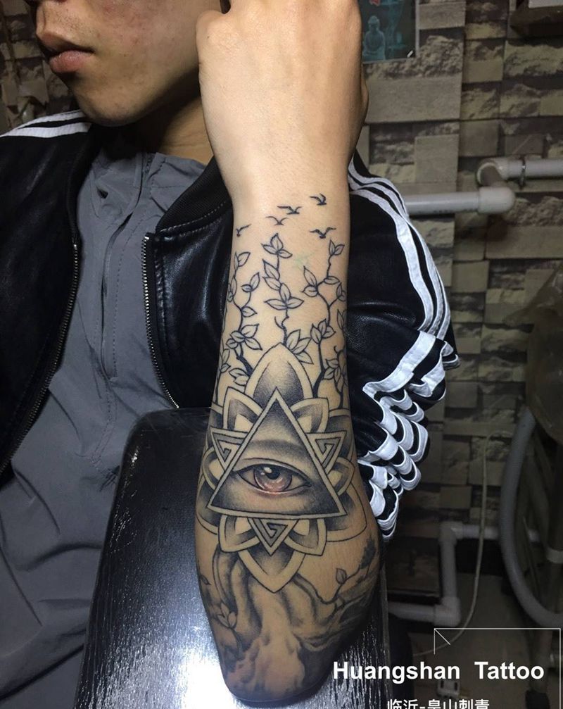 生命树＋上帝之眼纹身图片