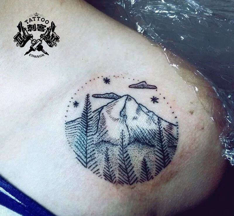 点刺风景纹身图片