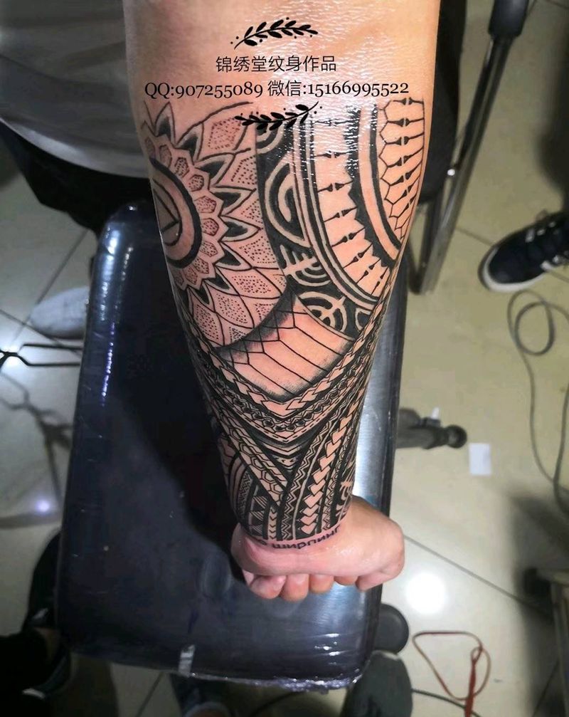 图腾纹身图片_手臂图腾纹身图案